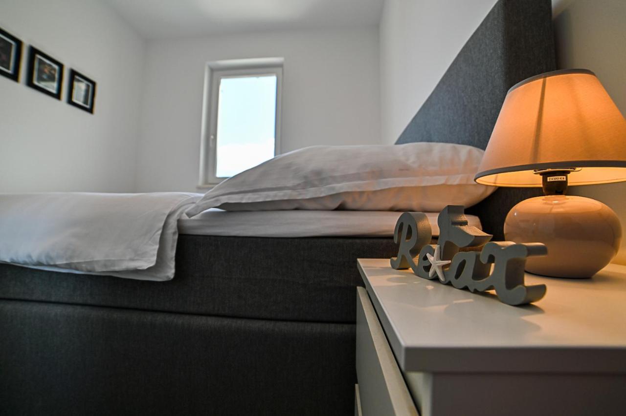 Apartment Perlitto Cres Buitenkant foto